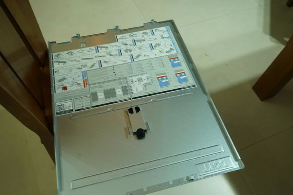 ua88EIeb37ne2i3x.jpg